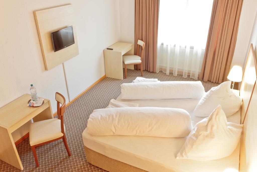 Hotel Ganita 莱茵河畔威尔 客房 照片